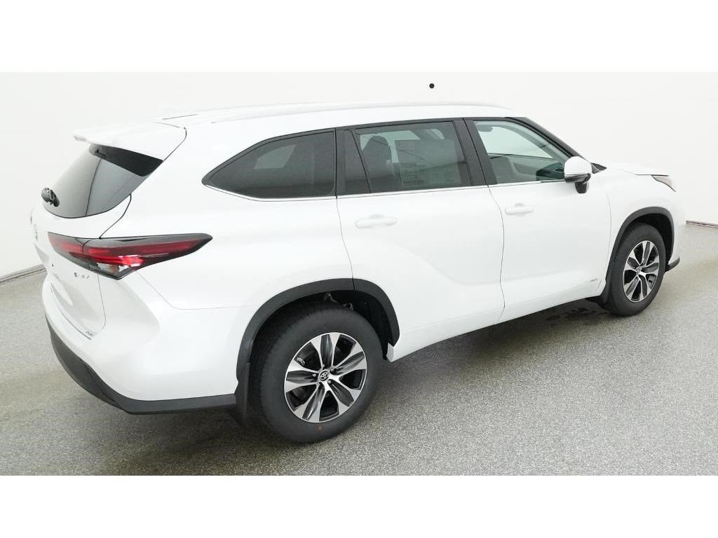 New 2026 Toyota Highlander XLE AWD/4WD image 10