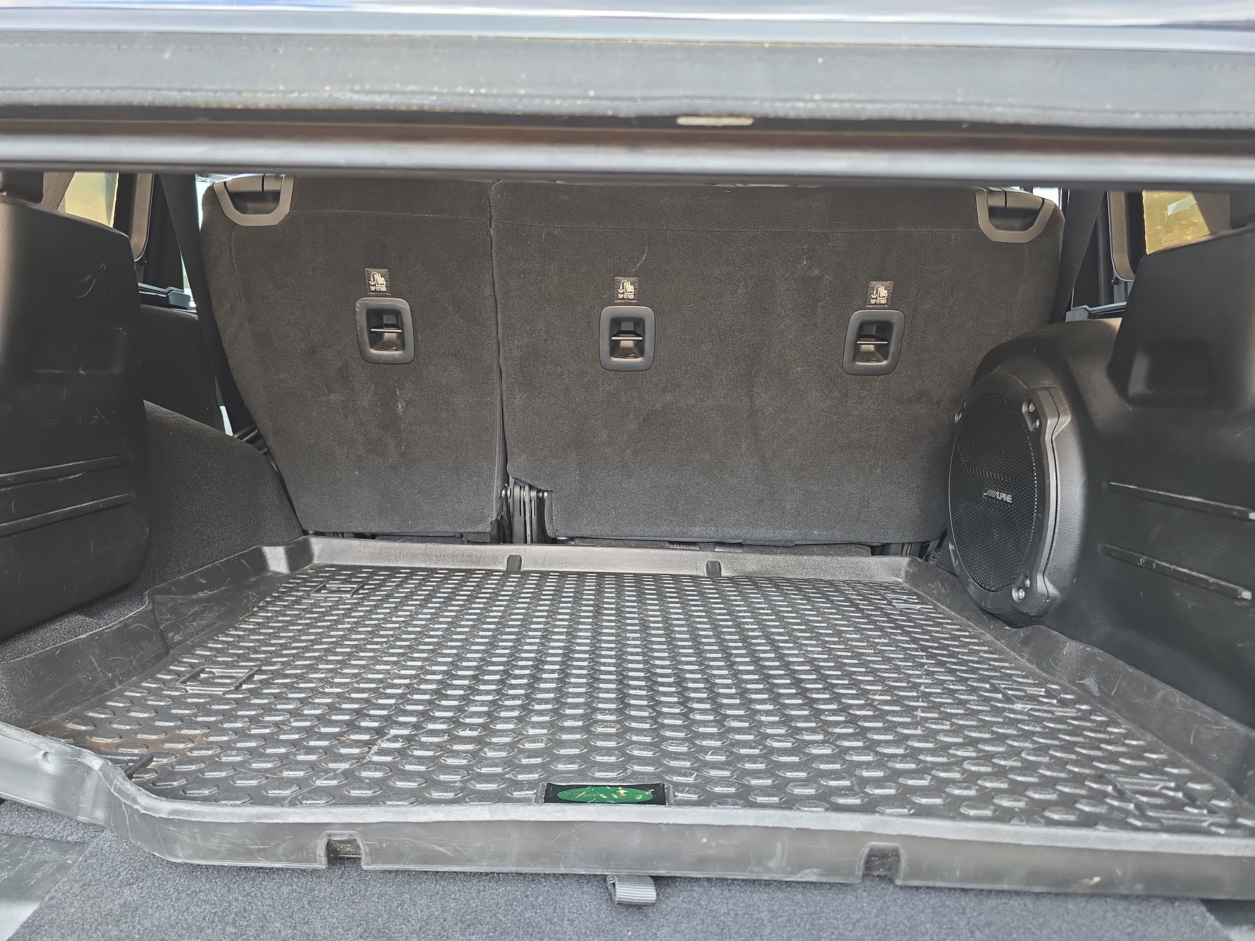 Used 2018 Jeep Wrangler Unlimited Sahara image 12