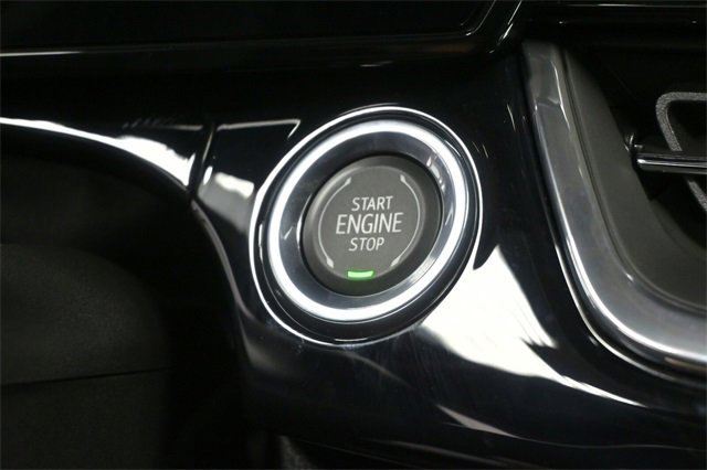 New 2025 Chevrolet Trax RS w/ Sunroof Package image 23