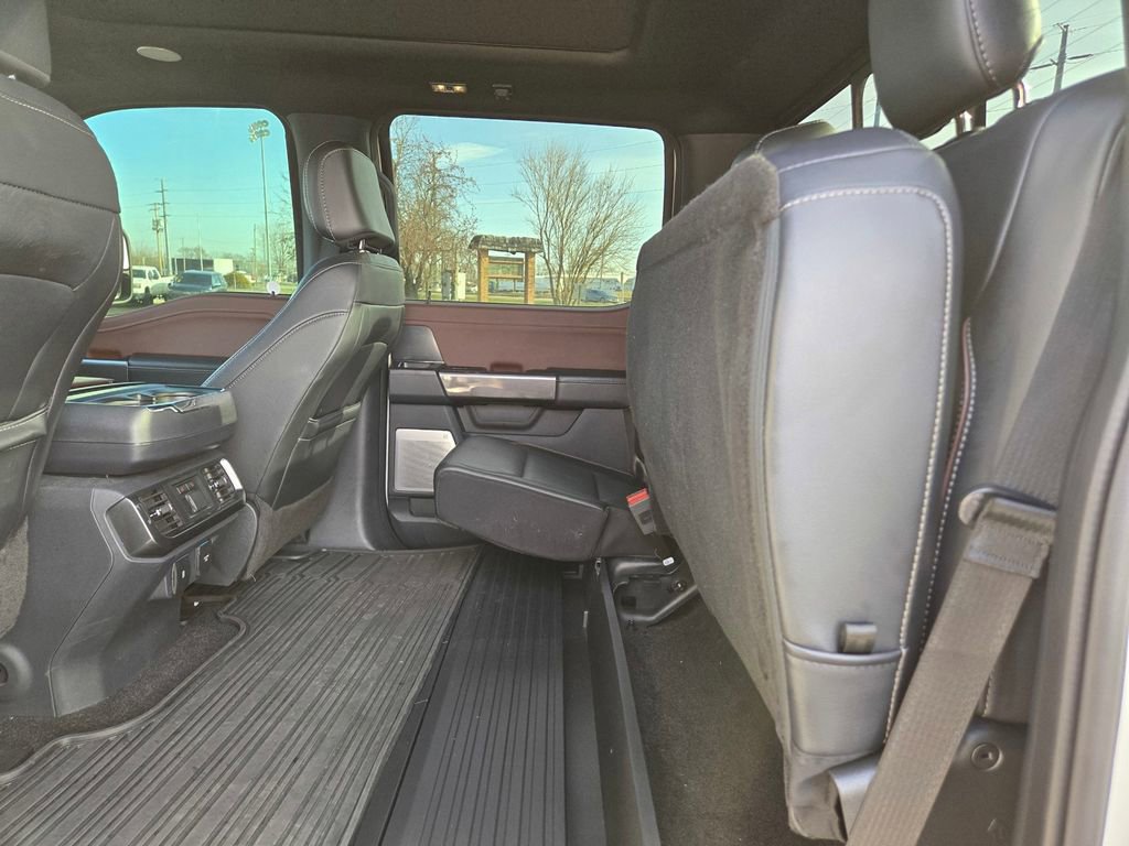 Used 2023 Ford F150 Lariat w/ Equipment Group 502A High image 28