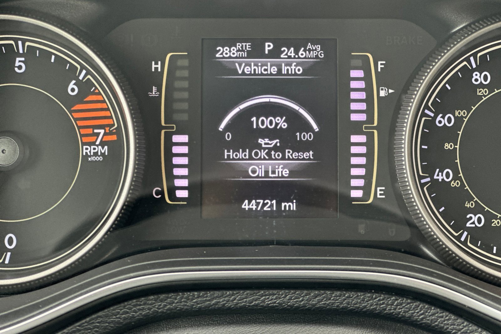 Used 2020 Jeep Cherokee Latitude Plus image 24