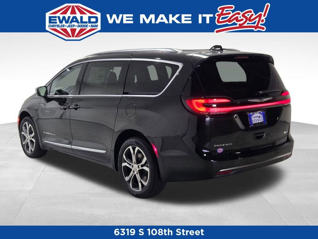 New 2026 Chrysler Pacifica Pinnacle AWD/4WD image 18