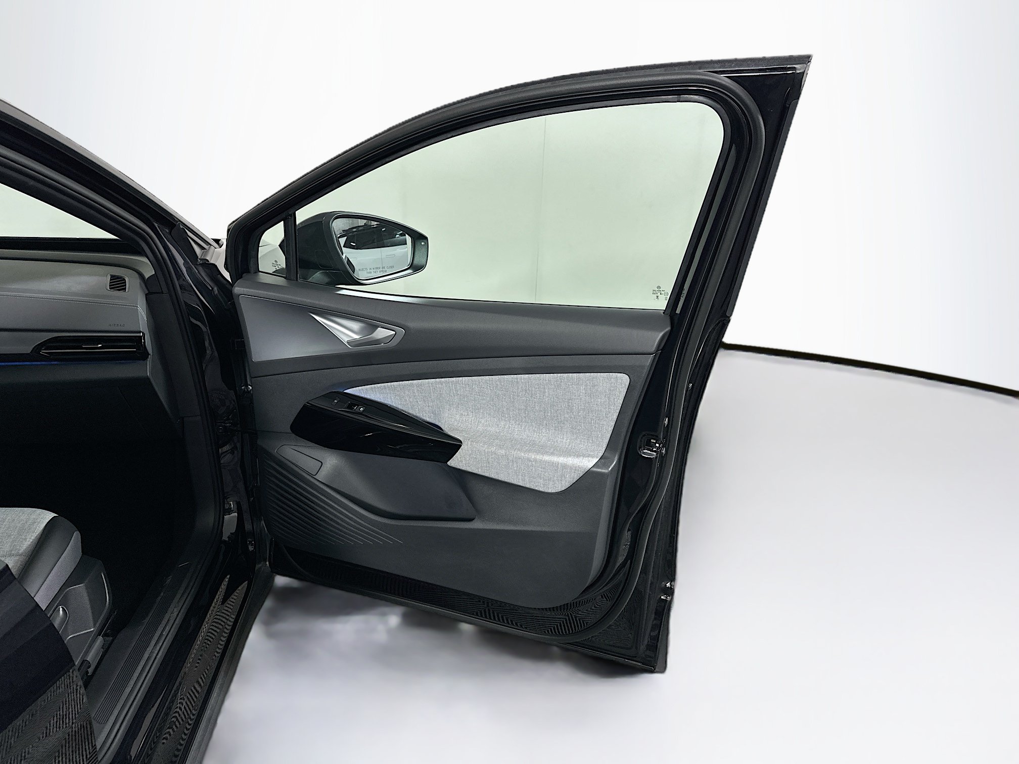 Used 2023 Volkswagen ID.4 2WD image 31