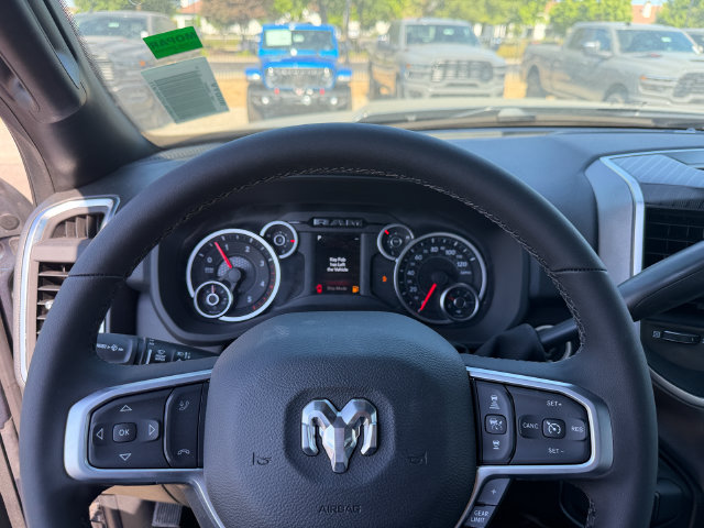 New 2026 RAM 3500 Big Horn AWD/4WD image 18