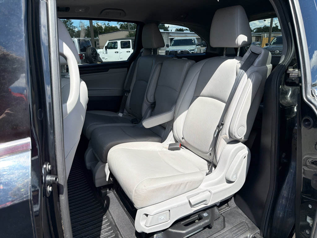 Used 2018 Honda Odyssey Elite image 15