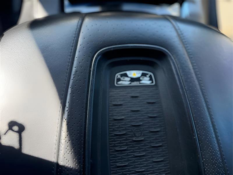 Used 2016 Cadillac Escalade Platinum image 47