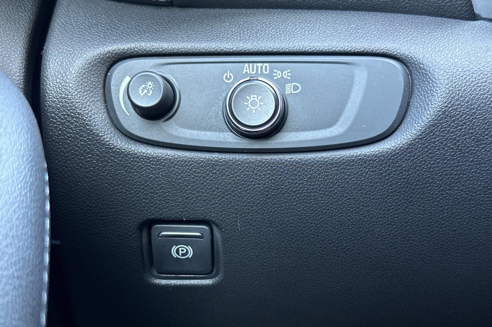 Used 2021 Chevrolet Blazer LT image 31