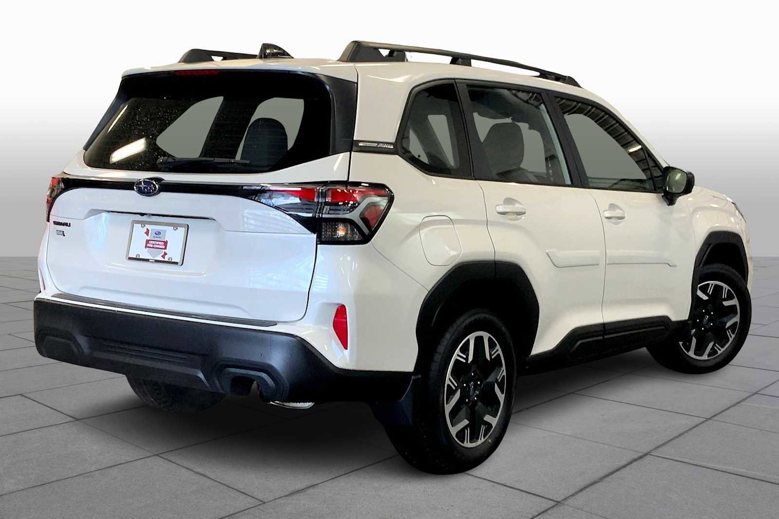 Certified 2025 Subaru Forester image 12