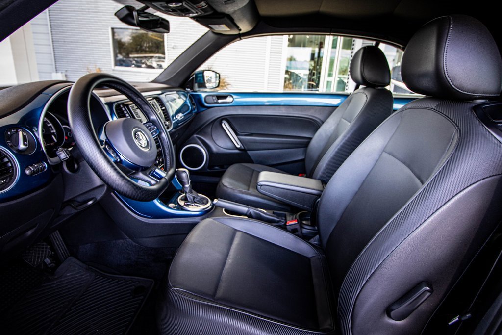 Used 2019 Volkswagen Beetle 2.0T SE image 23