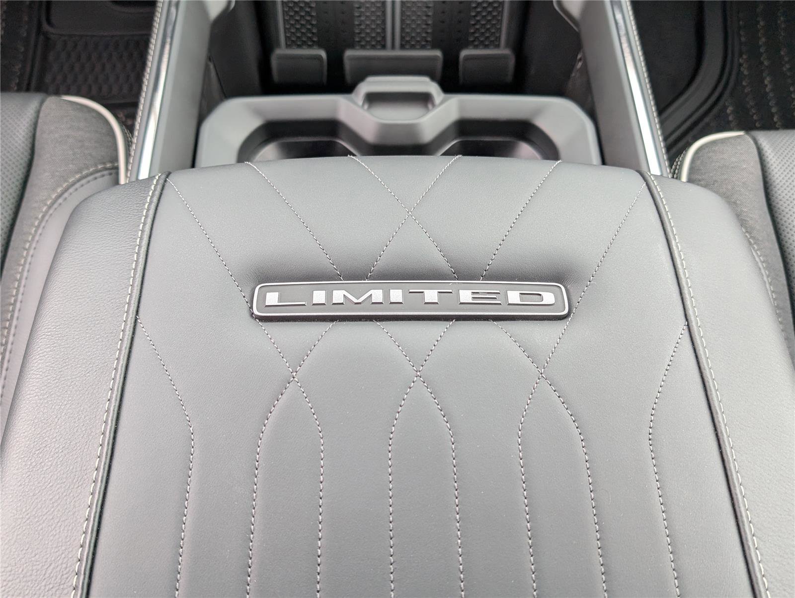 New 2026 RAM 2500 Limited image 13