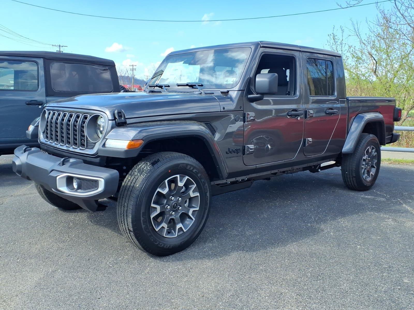 New 2026 Jeep Gladiator Sport AWD/4WD image 2