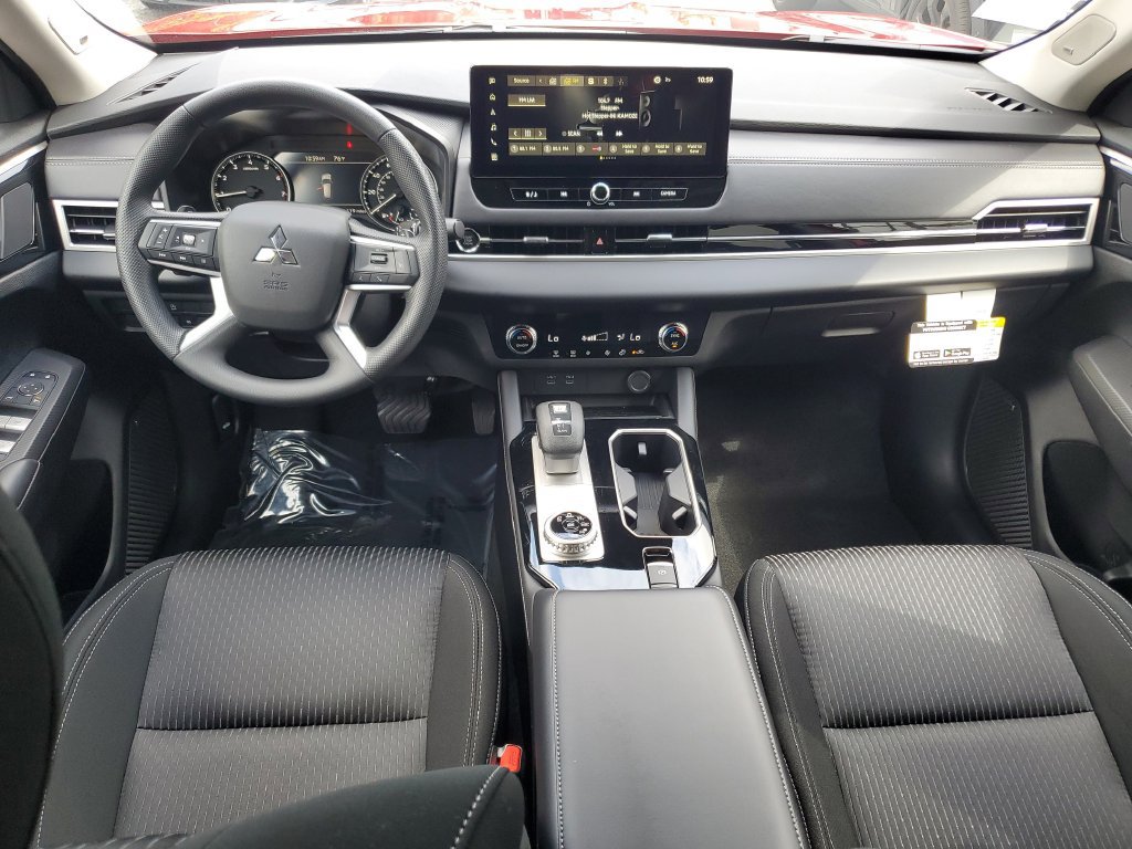 New 2026 Mitsubishi Outlander ES FWD image 15