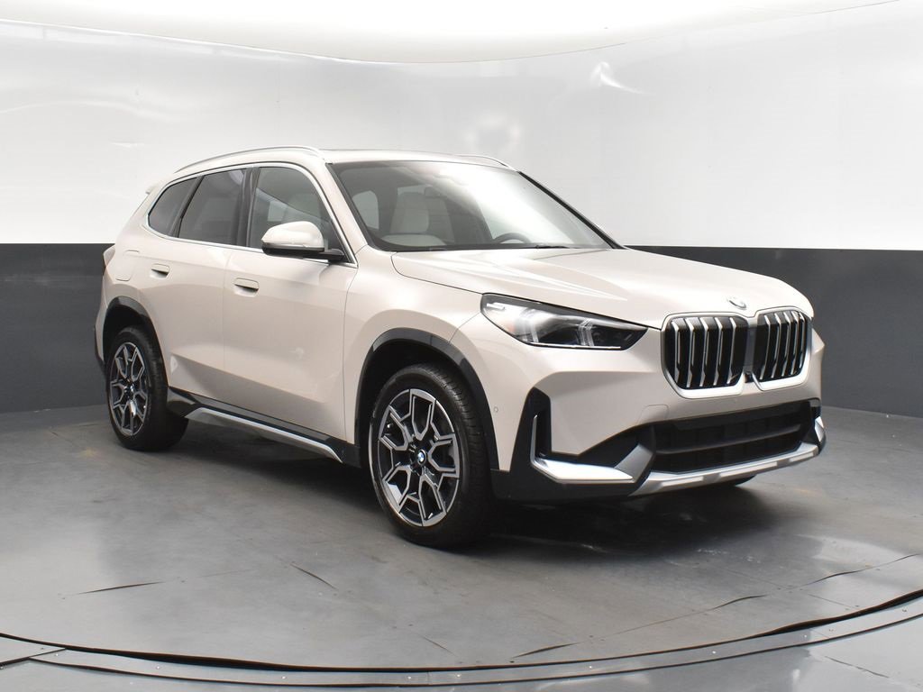 New 2026 BMW X1 xDrive28i w/ Technology Package image 1