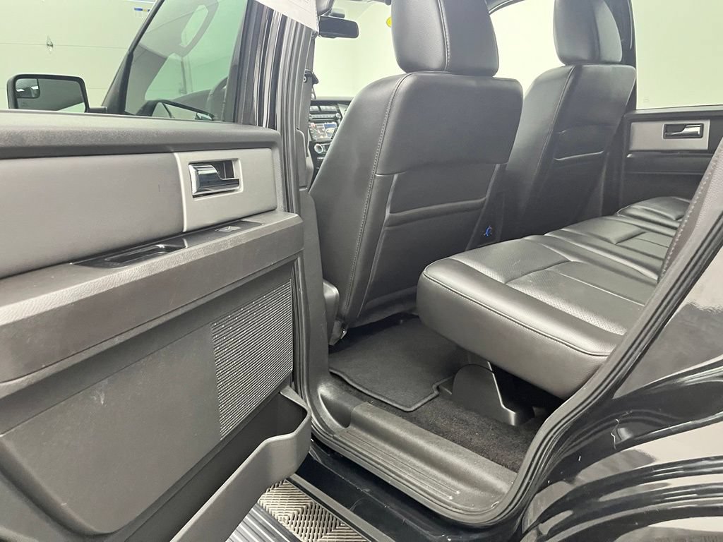 Used 2014 Ford Expedition Limited w/ Equipment Group 301A AWD/4WD image 39
