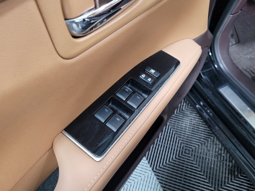 Used 2018 Lexus ES 350 w/ Navigation System Package image 27