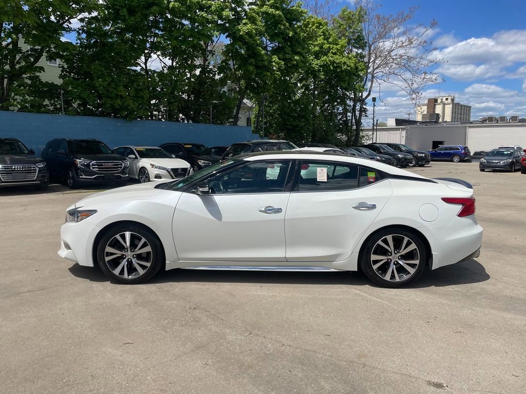 Used 2017 Nissan Maxima 3.5 SL FWD image 9
