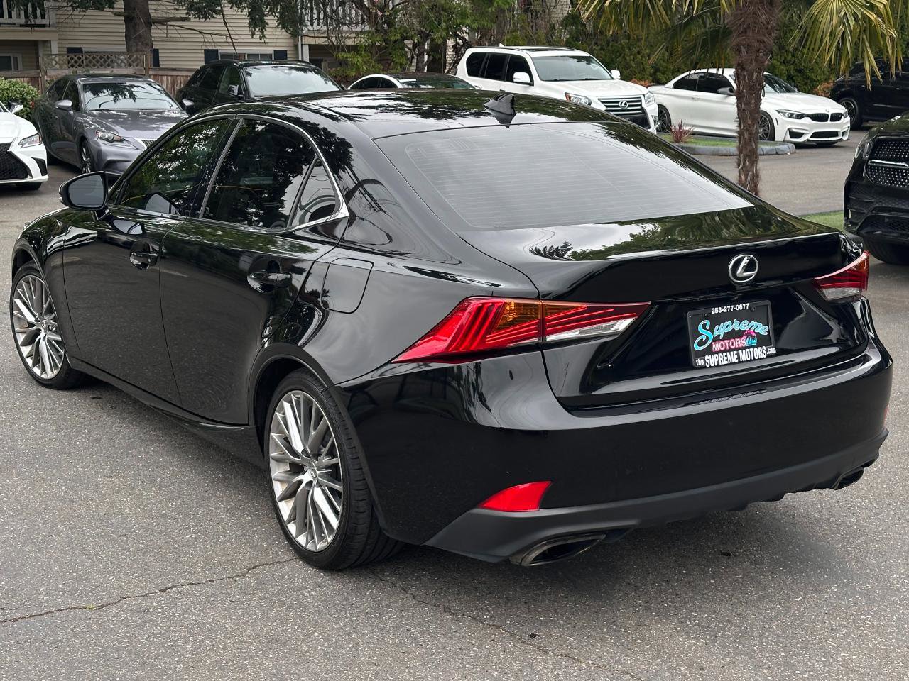 Used 2017 Lexus IS 200t RWD image 6