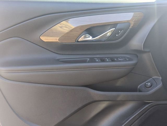 Used 2020 GMC Terrain SLE w/ Driver Convenience Package image 12