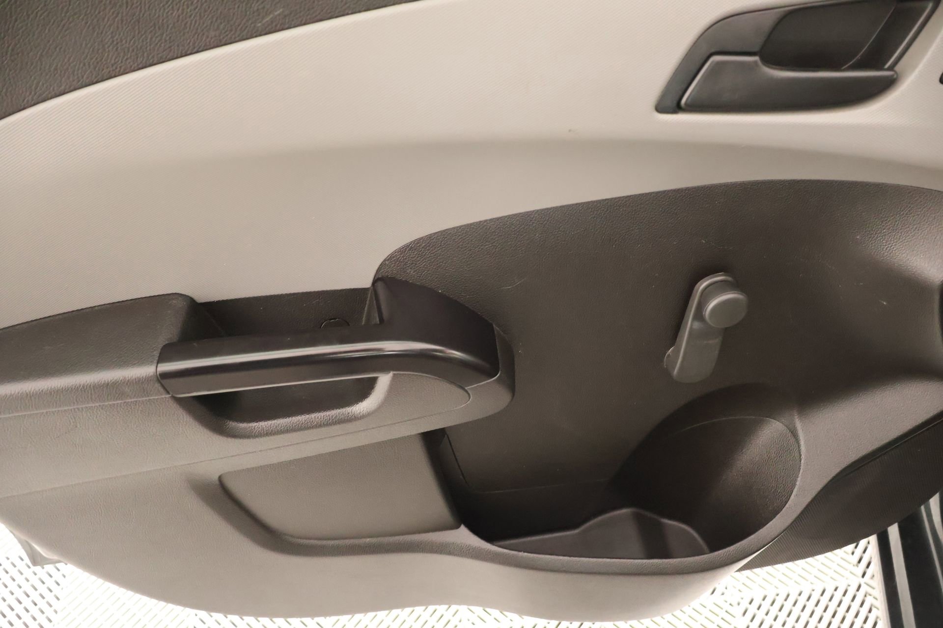Used 2020 Chevrolet Sonic LT FWD image 14
