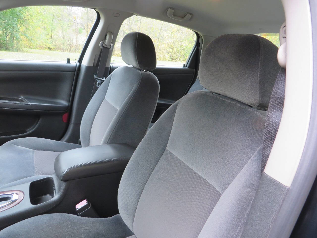 Used 2007 Chevrolet Impala LS image 10