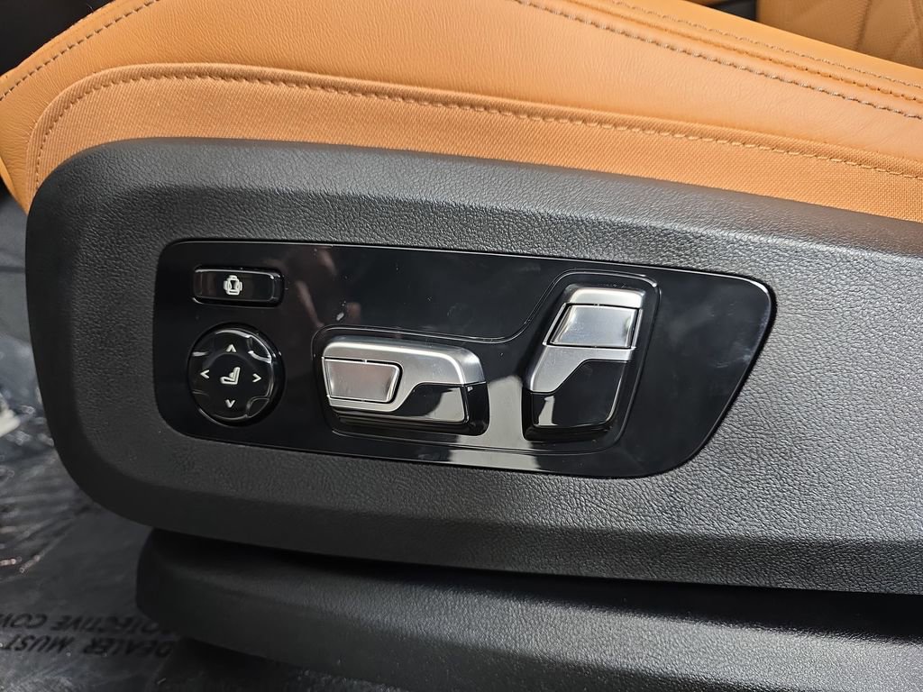 New 2026 BMW X5 xDrive40i w/ M Sport Package AWD/4WD image 29