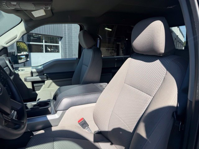 Used 2022 Ford F250 XLT w/ Black Appearance Package AWD/4WD image 12