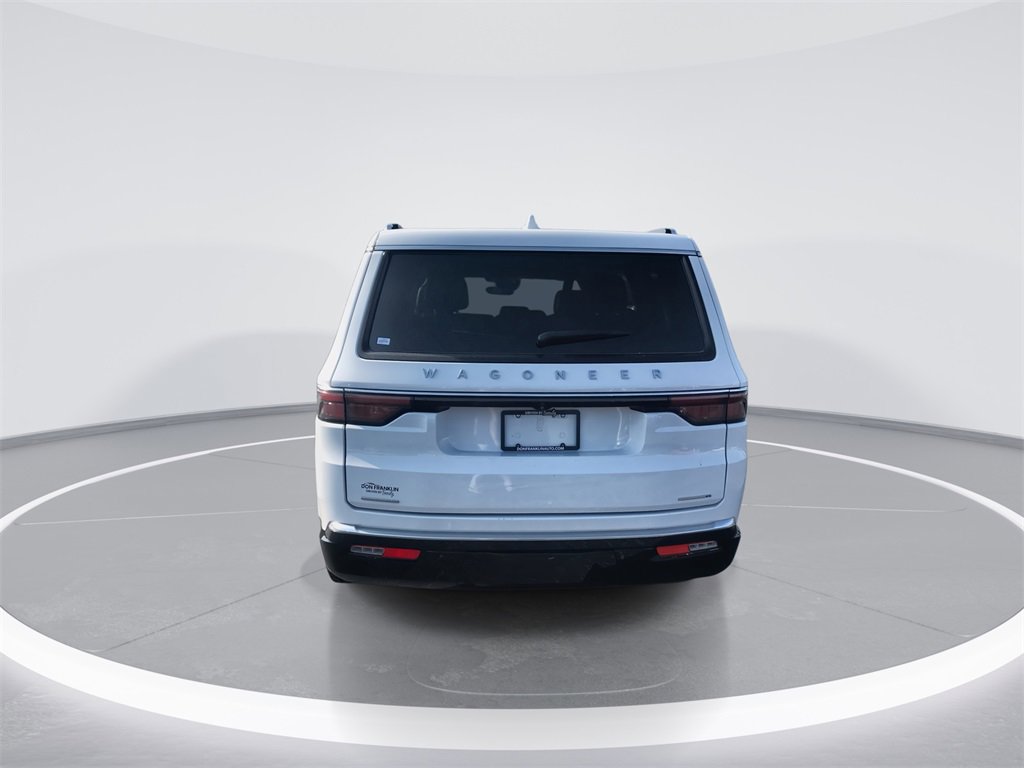 Used 2023 Jeep Wagoneer Series II image 7