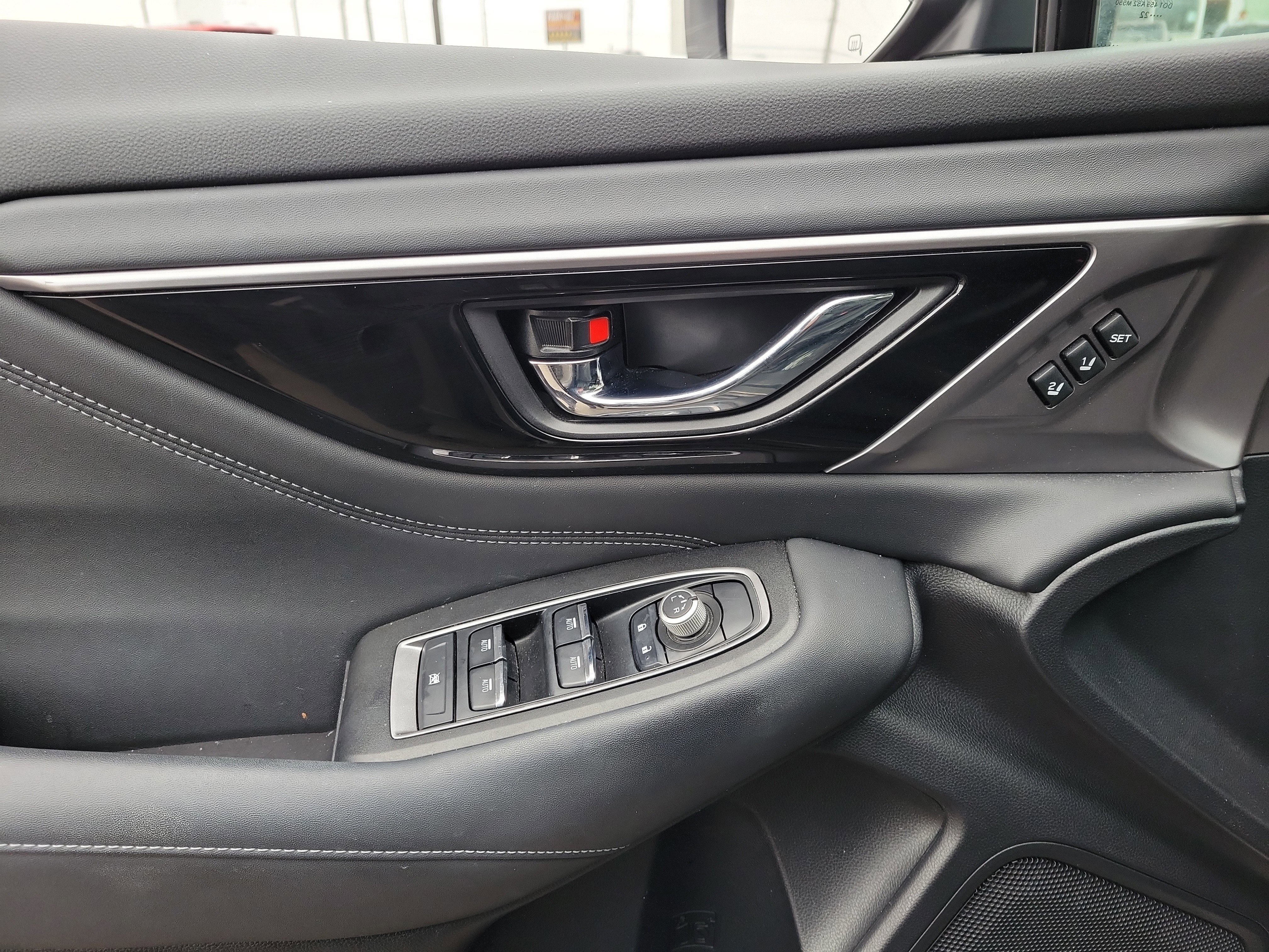 Used 2023 Subaru Outback Limited image 17