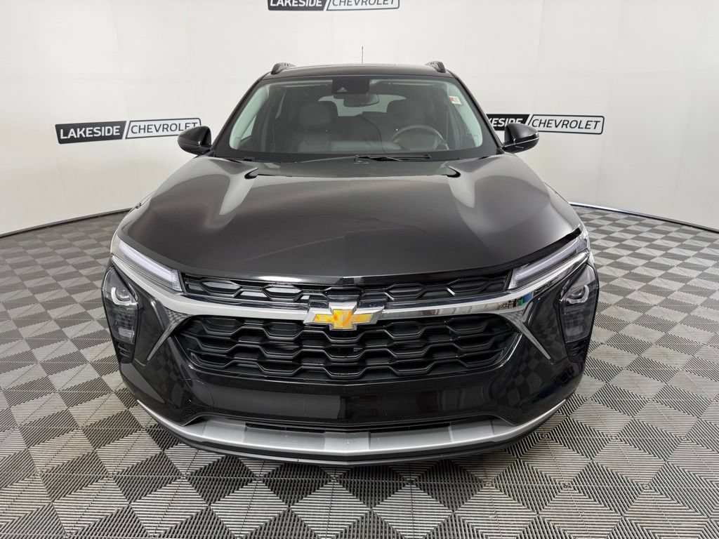 New 2026 Chevrolet Trax LT w/ Driver Confidence Package FWD image 9