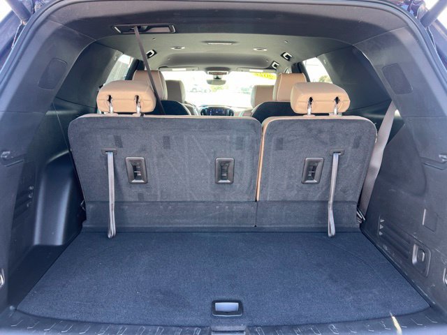 Used 2022 Chevrolet Traverse Premier w/ LPO, Floor Liner Package FWD image 14