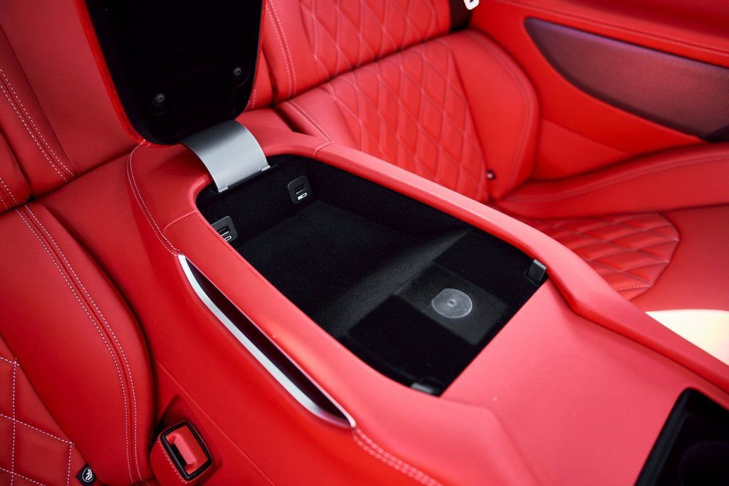Used 2020 Ferrari GTC4Lusso AWD/4WD image 48