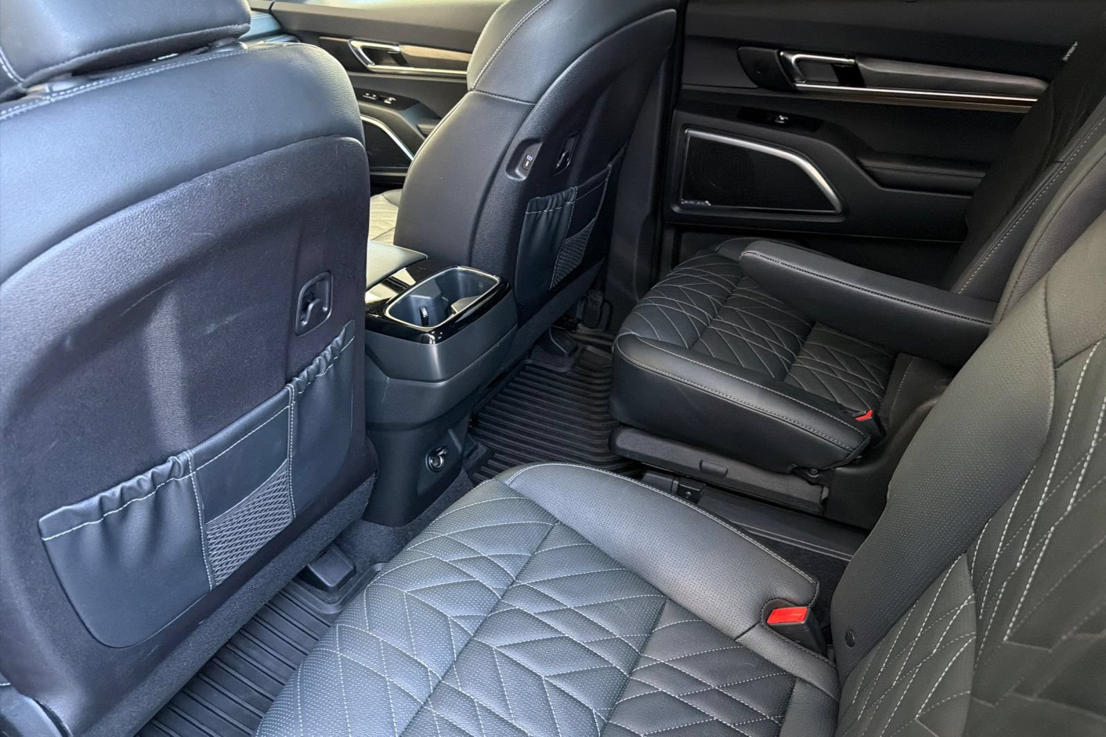 Used 2025 Kia Telluride SX X-Line AWD/4WD image 12