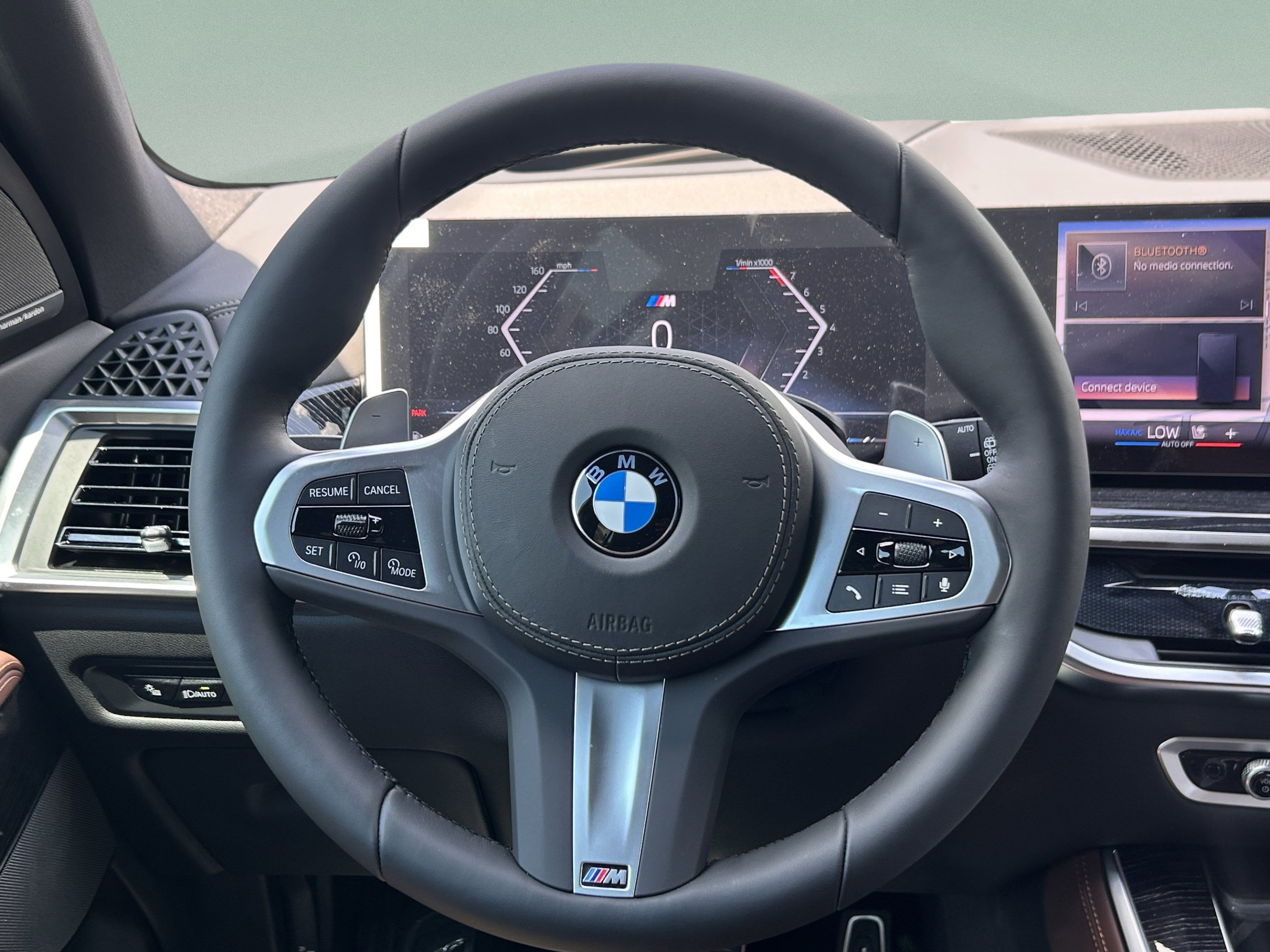 New 2026 BMW X5 xDrive40i w/ M Sport Package AWD/4WD image 32