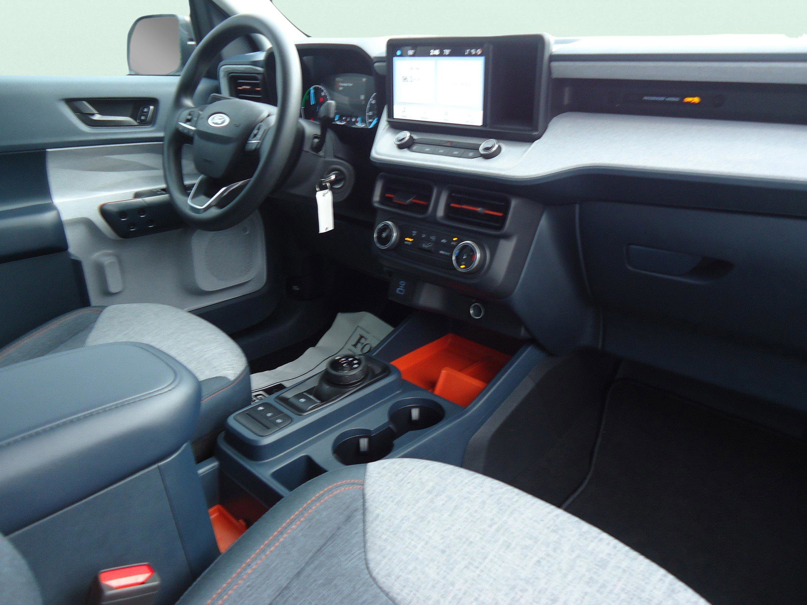 Used 2024 Ford Maverick XLT image 27