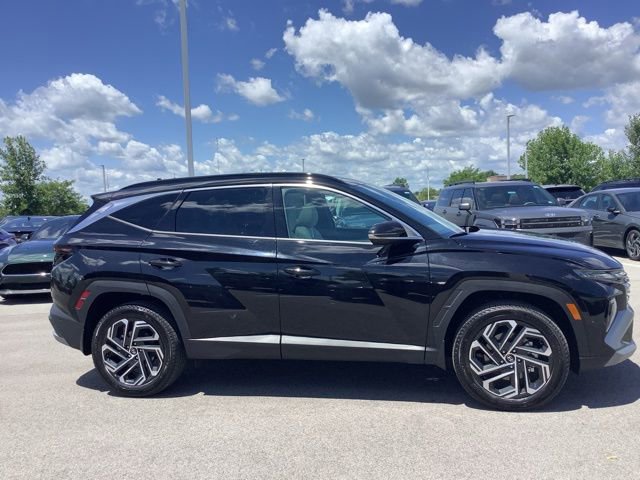 New 2025 Hyundai Tucson Limited image 4