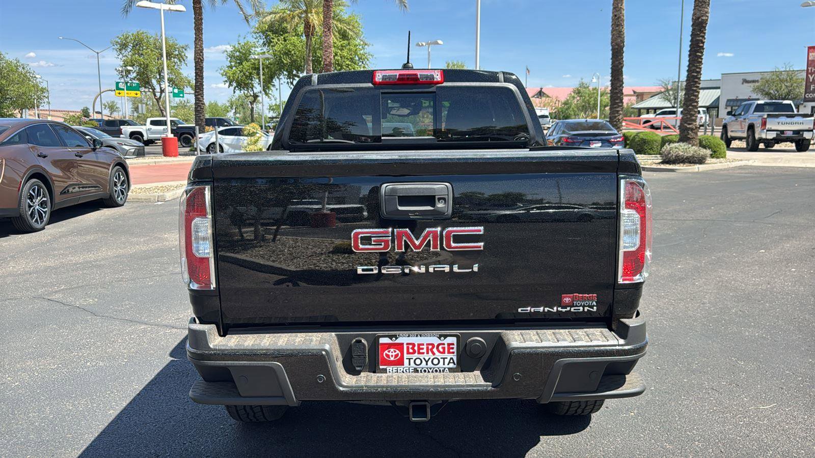 Used 2022 GMC Canyon Denali w/ Denali Black Edition Package image 6
