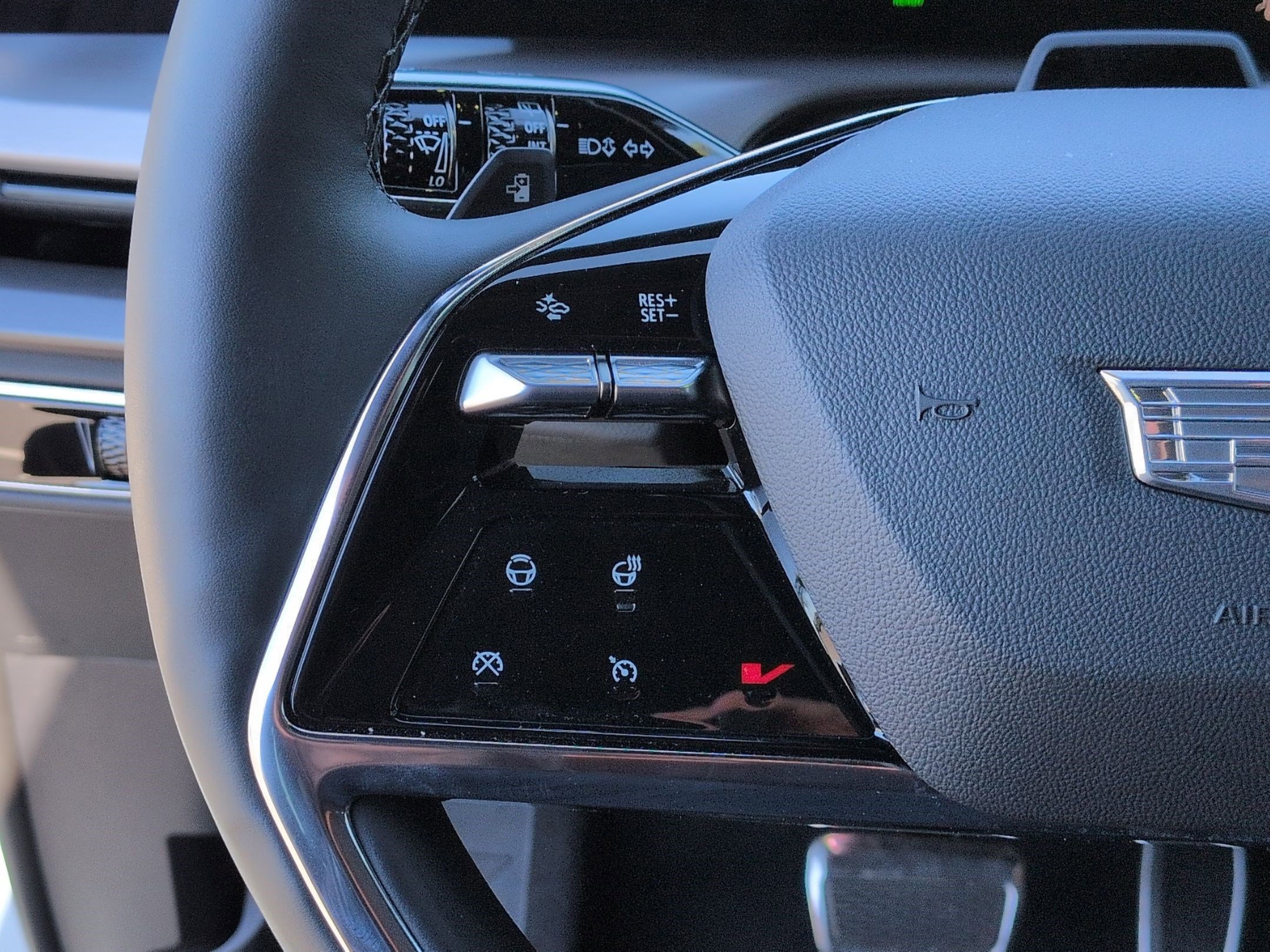 Used 2026 Cadillac Vistiq Sport image 18