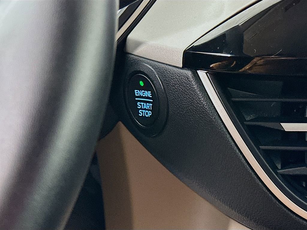 Used 2021 Ford Escape SE w/ Convenience Package image 20