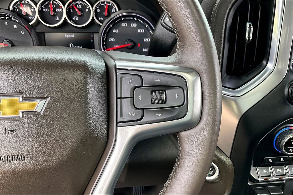 Used 2022 Chevrolet Silverado 1500 LTZ w/ LTZ Premium Package AWD/4WD image 20
