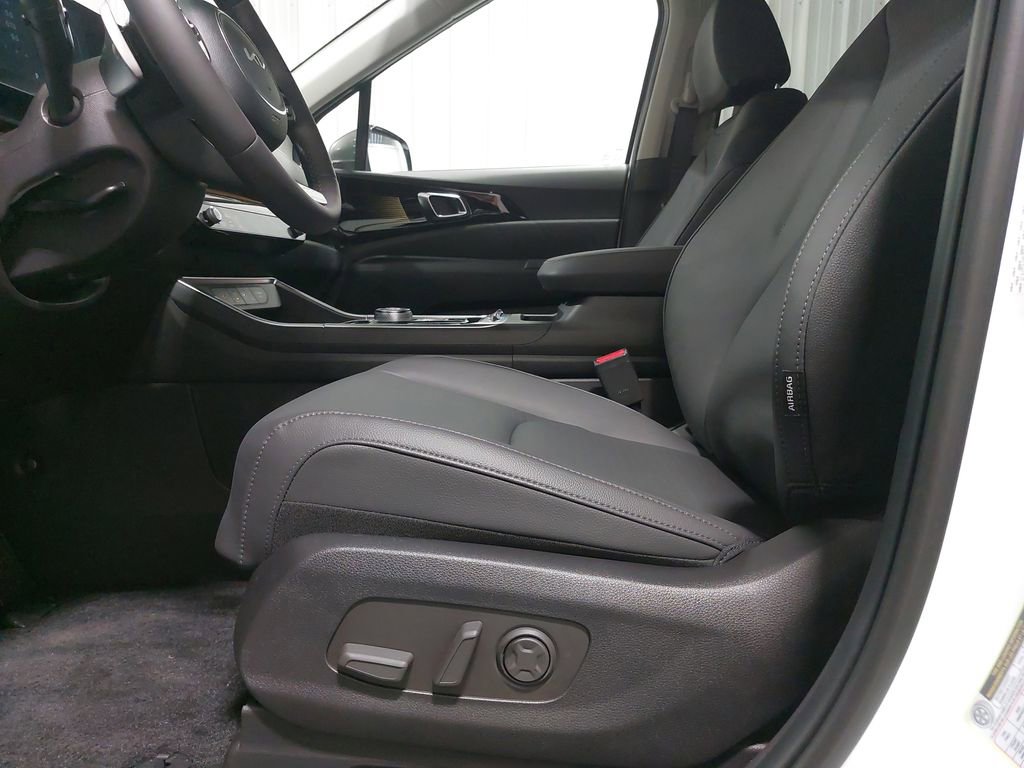 New 2026 Kia Carnival SX Prestige image 33