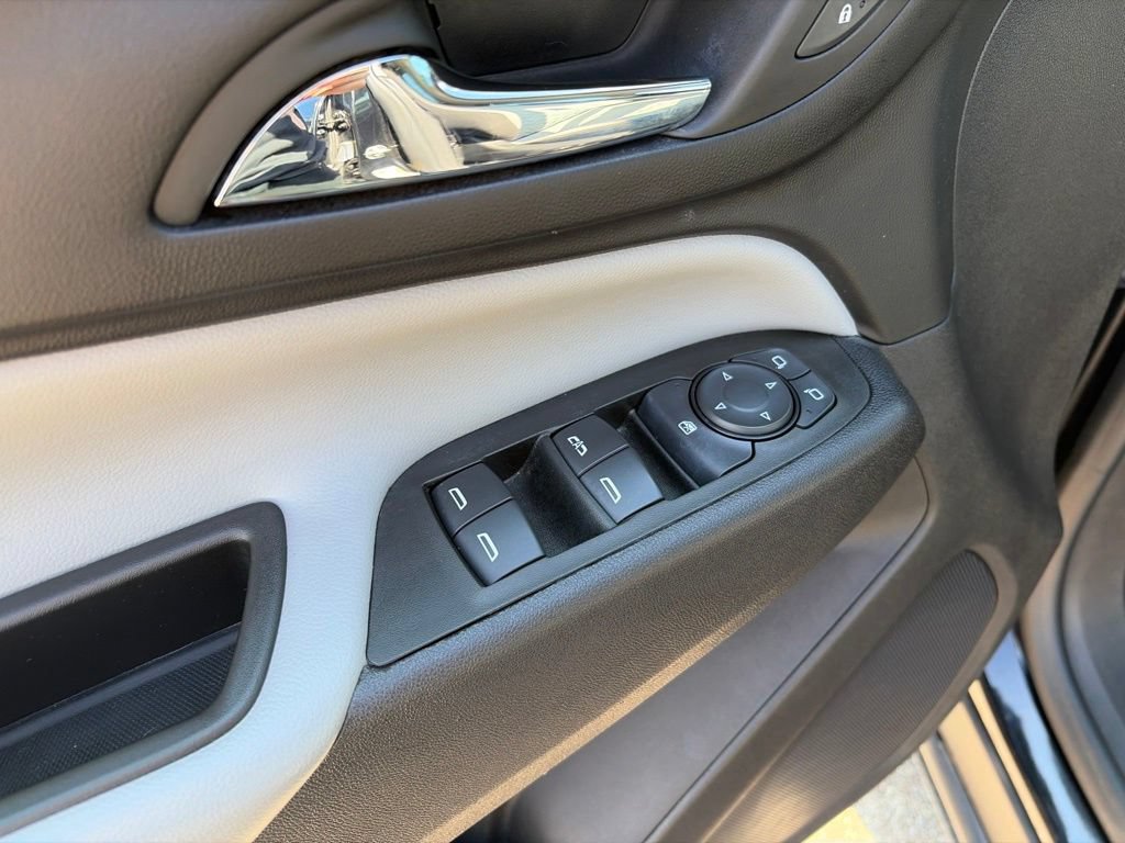 Used 2024 Chevrolet Equinox LS w/ LS Convenience Package AWD/4WD image 22