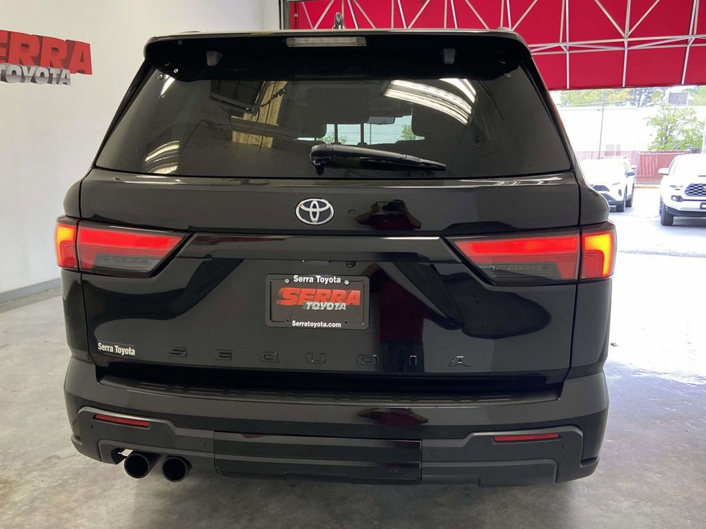 Used 2023 Toyota Sequoia TRD Pro AWD/4WD image 4