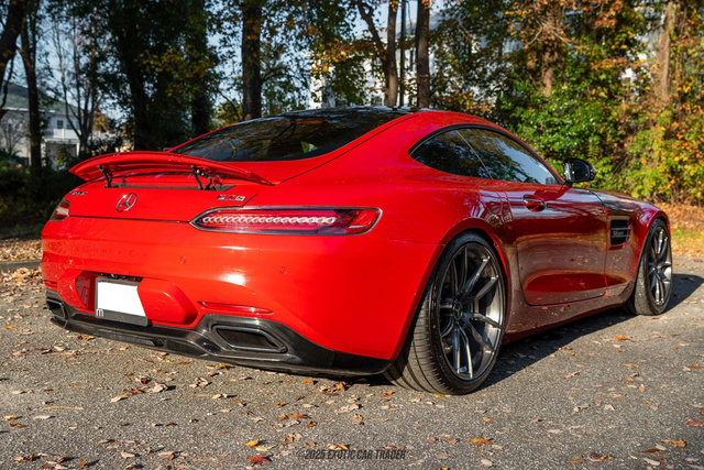 Used 2016 Mercedes-Benz AMG GT S image 8