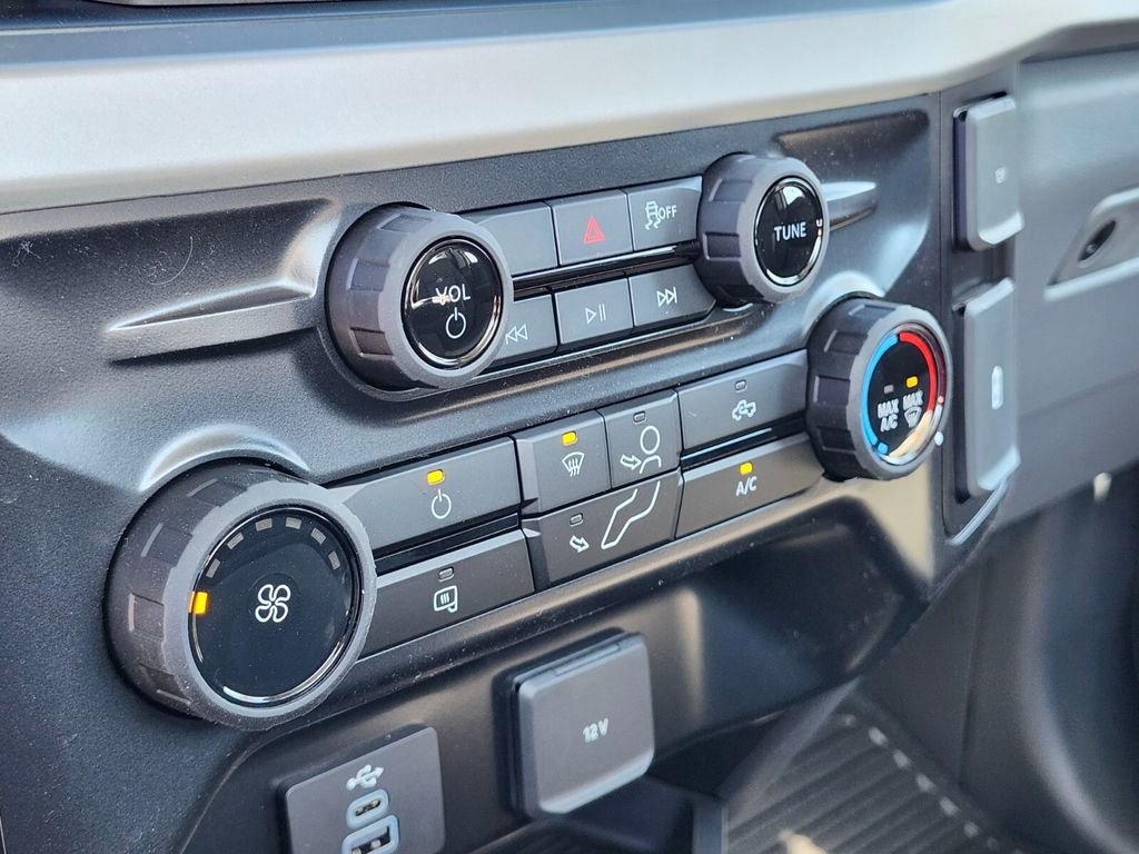 New 2026 Ford F250 XL w/ XL Chrome Package image 17