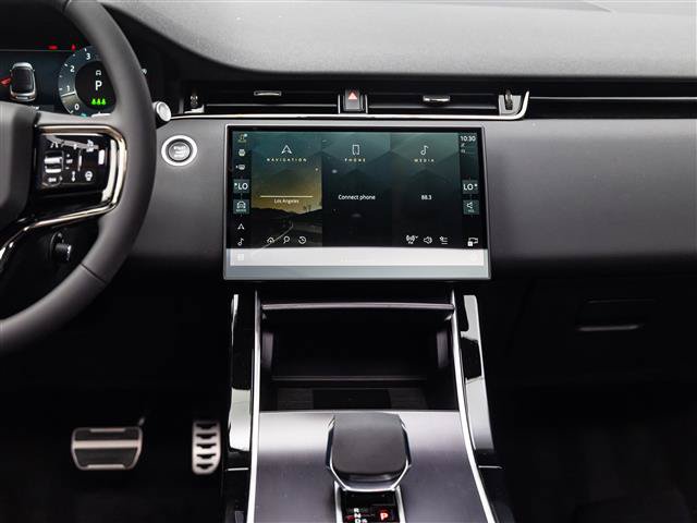 New 2026 Land Rover Range Rover Evoque Hoxton AWD/4WD image 29