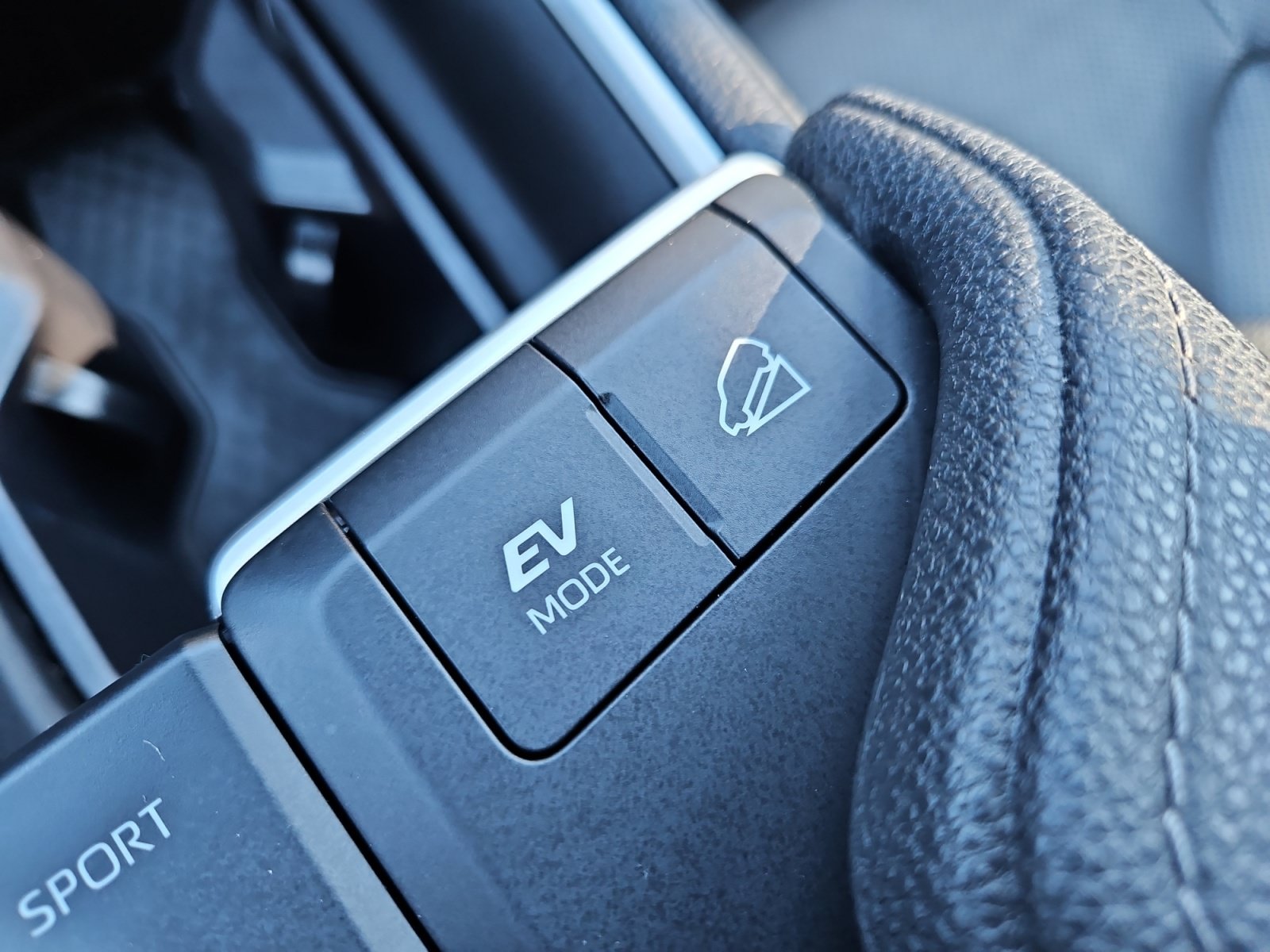 Used 2025 Toyota Grand Highlander AWD Hybrid image 28