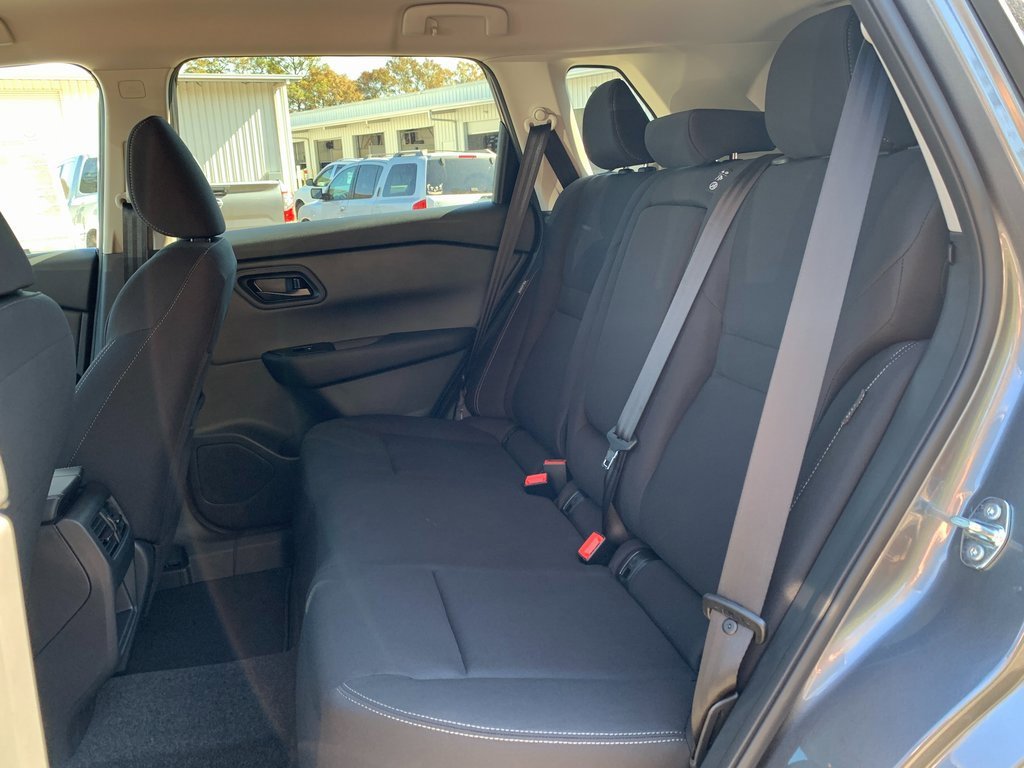 New 2026 Nissan Rogue S image 16
