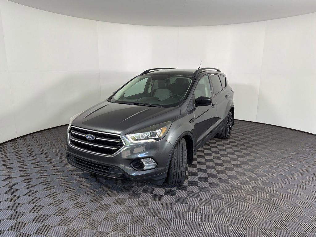 Used 2018 Ford Escape SE w/ SE SYNC Package FWD image 12
