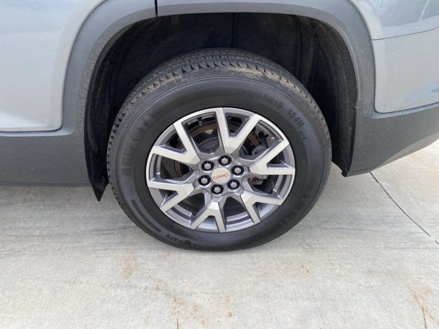 Used 2021 GMC Acadia SLT w/ Trailering Package AWD/4WD image 14