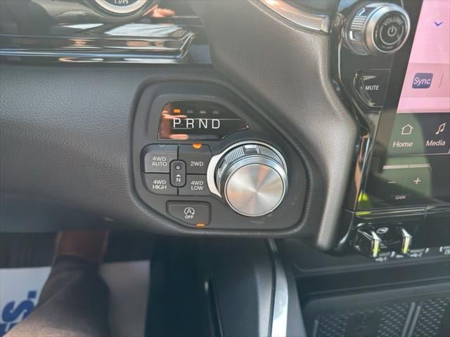 New 2026 RAM 1500 Laramie AWD/4WD image 43